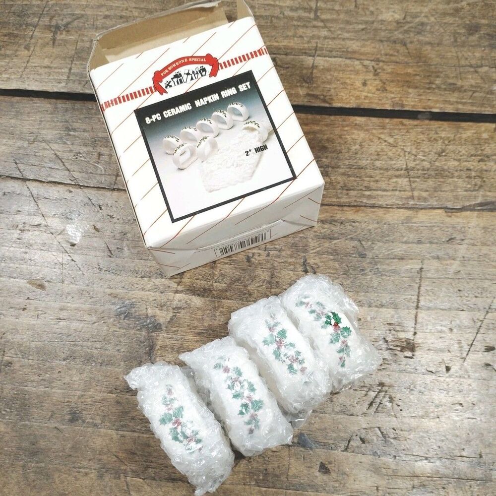 Vintage 8 Ceramic Holly Christmas Napkin Rings Holders Box Berries Never Used